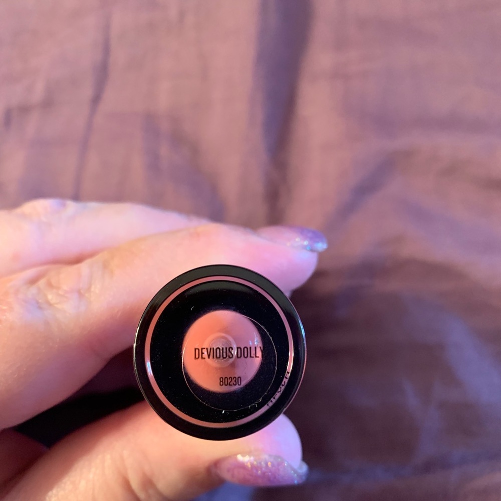 Liquid lipstick - Picture 2 of 3